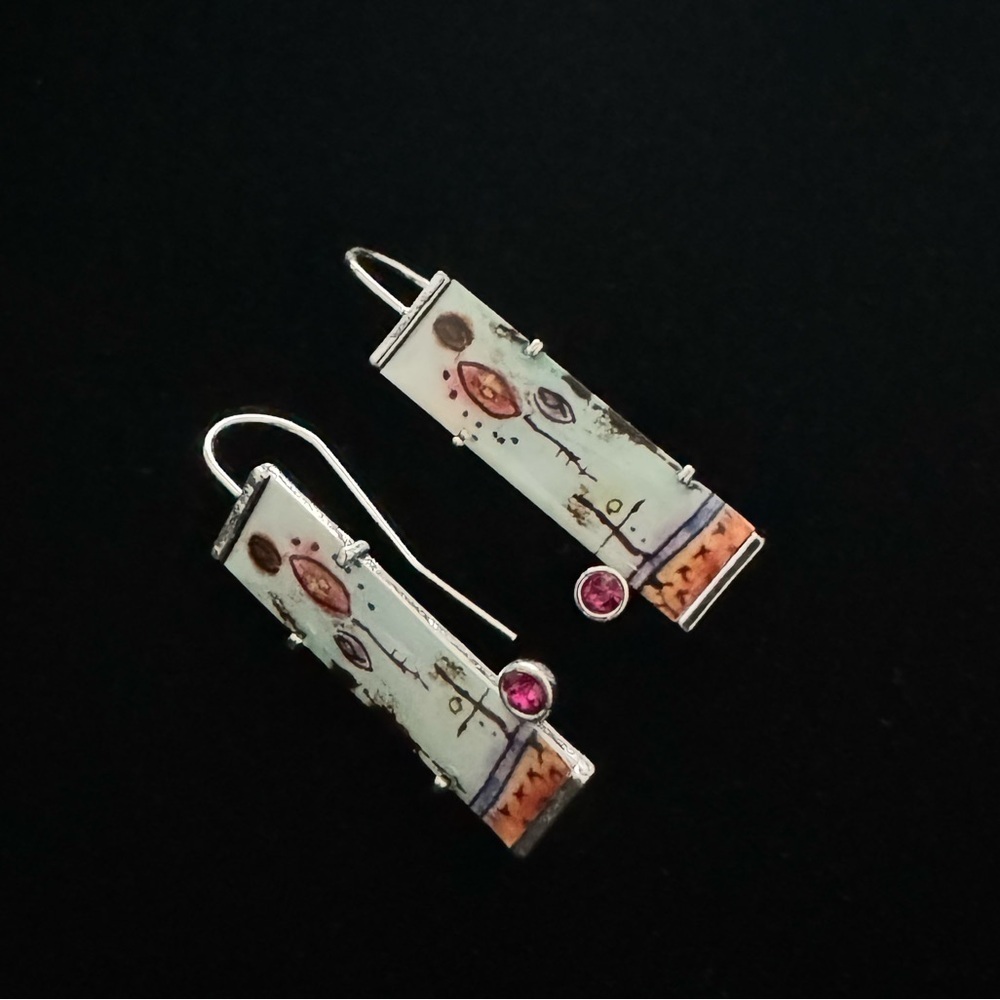 Silver-Tone Unique Rectangular Earrings BRAND NEW - Picture 2 of 4